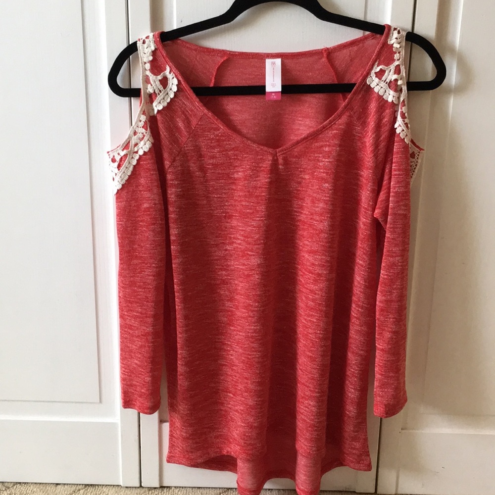 3 quarter sleeve shirt